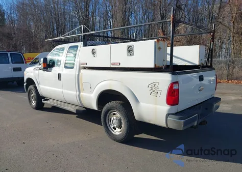 2012 Ford F-250 Xl z USA, uszkodzony, nr VIN 1FT7X2B63CEB24763